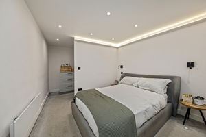 Bedroom- click for photo gallery